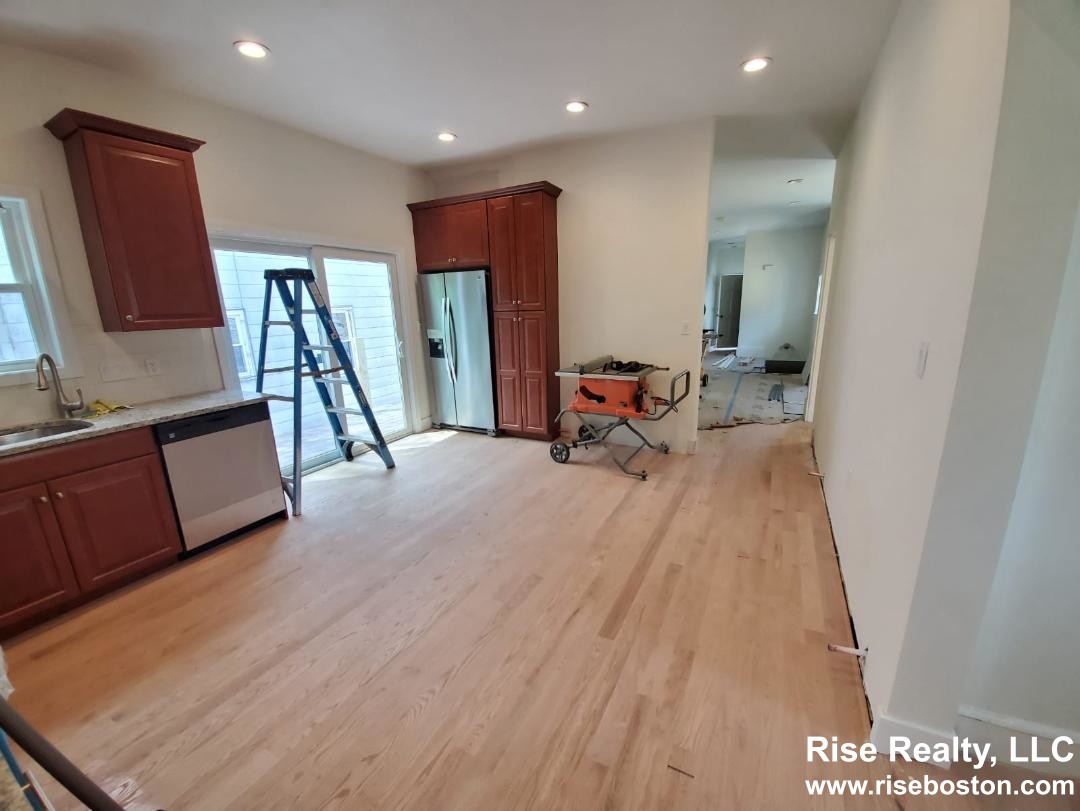 48 Cameron Ave, Davis Square