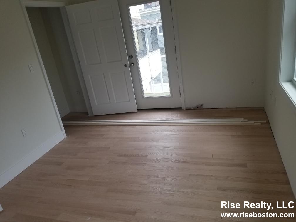 48 Cameron Ave, Davis Square