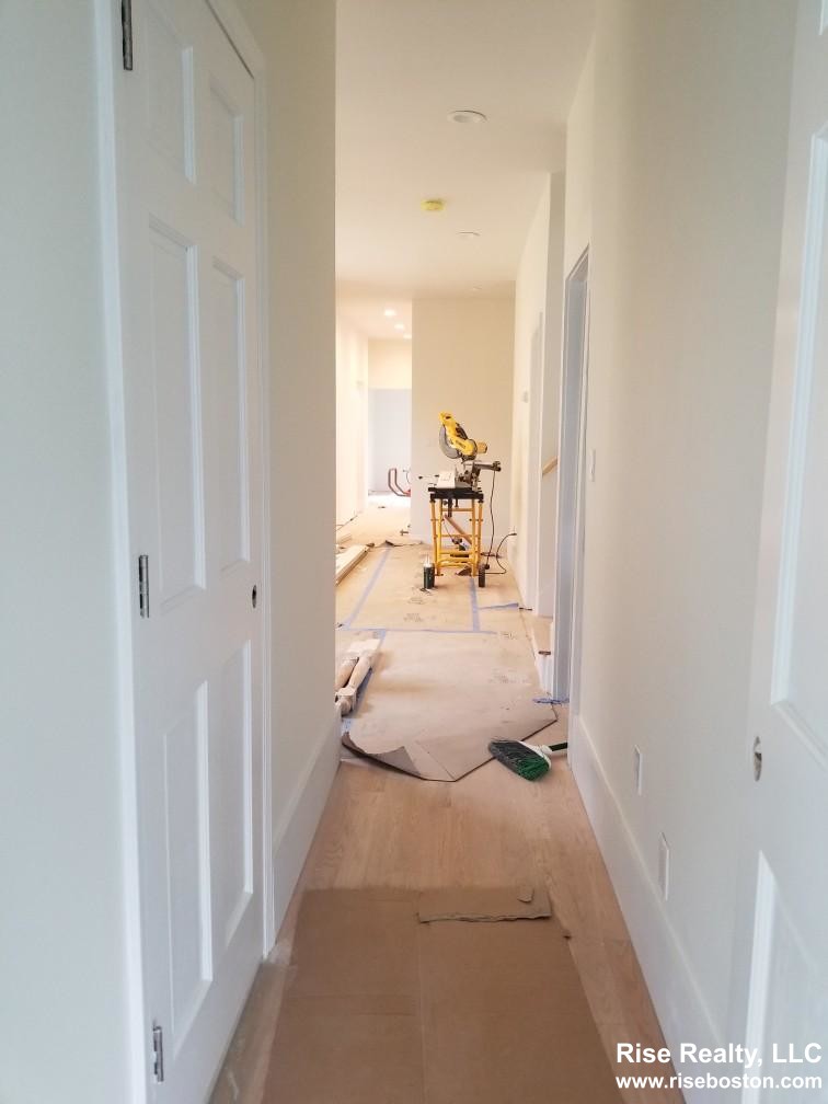 48 Cameron Ave, Davis Square