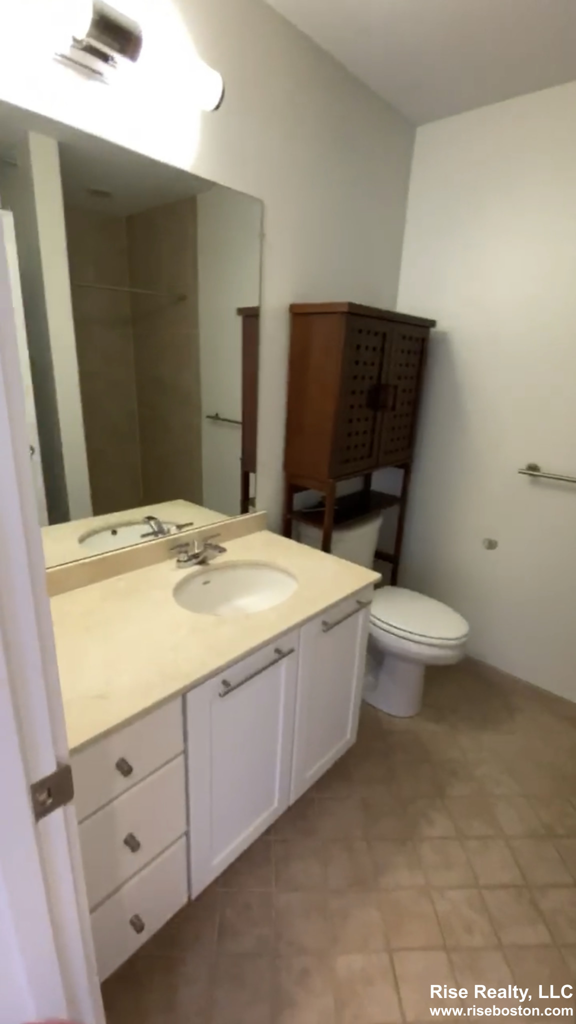 99 Chestnut Hill Ave, Brighton