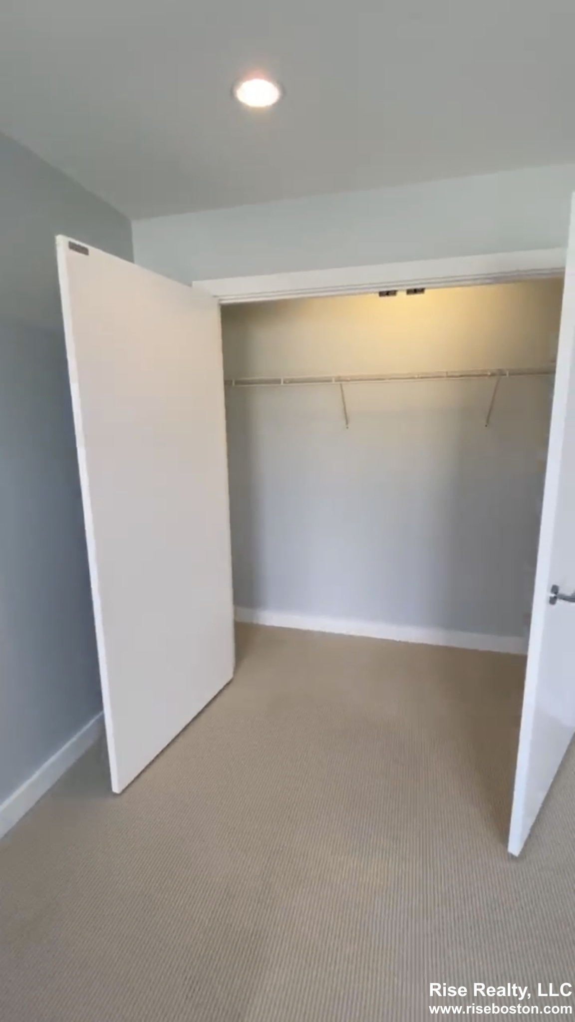 99 Chestnut Hill Ave, Brighton