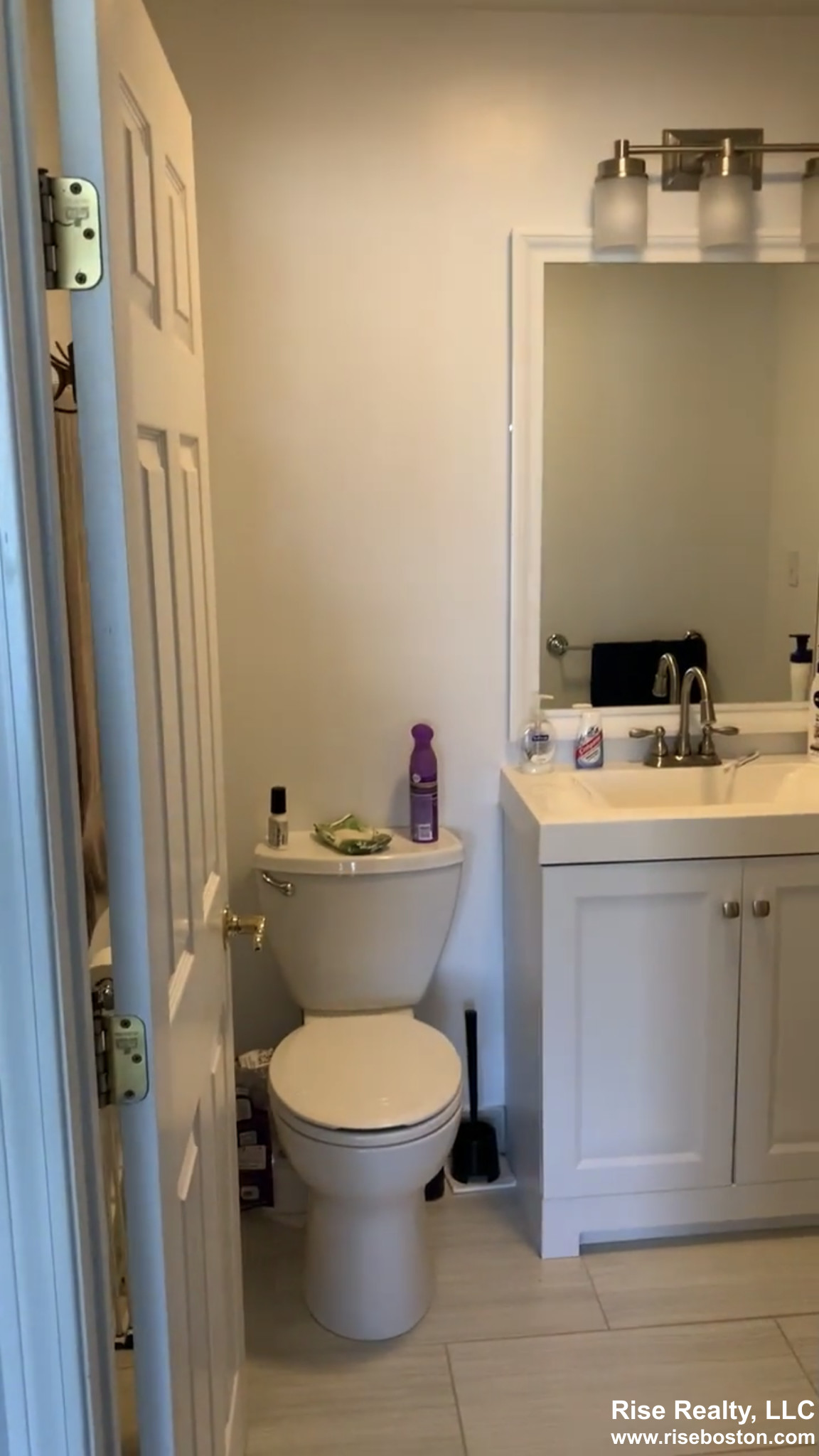 332 Jamaicaway, Jamaica Plain