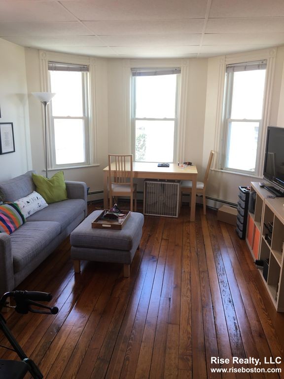 1 bed, 1 bath apartment for rent at 9 Magazine St Unit A3, Central Square — photo 10 of 10