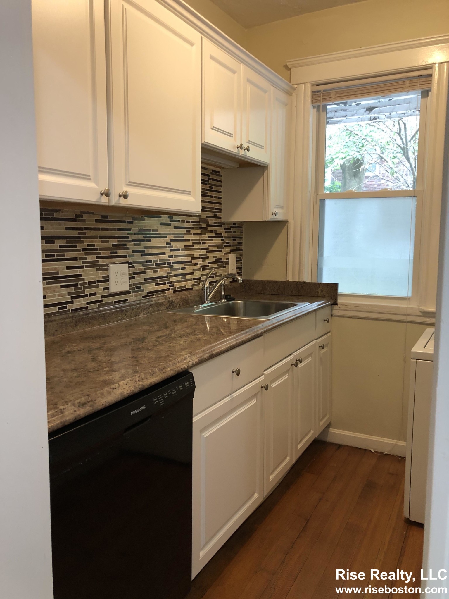 30 Hatherly Rd, Brighton