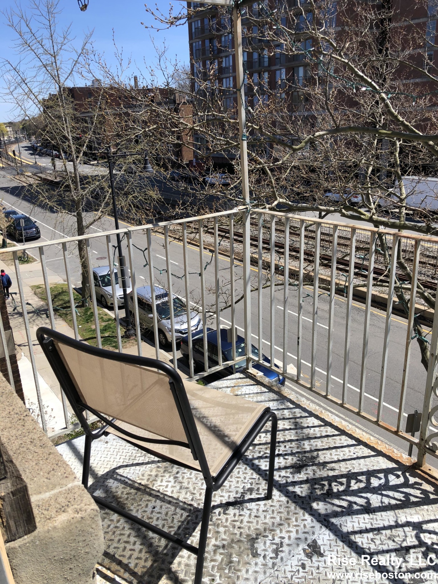 2 bed, 1 bath apartment for rent at 2013 Commonwealth Ave Unit 2R, Brighton — photo 3 of 21