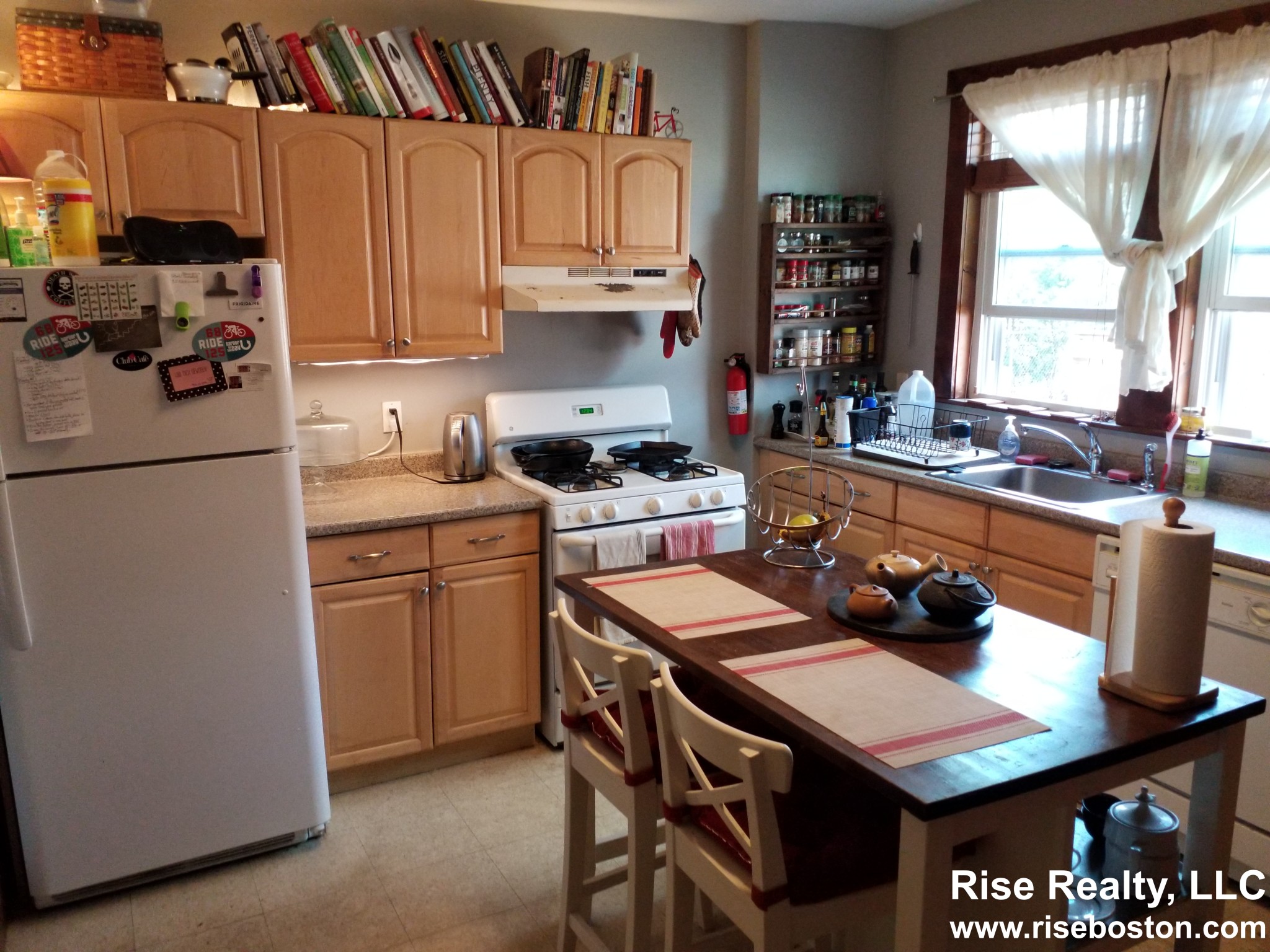 2 bed, 1 bath apartment for rent at 3 Dane St Unit 1, Somerville — photo 7 of 8