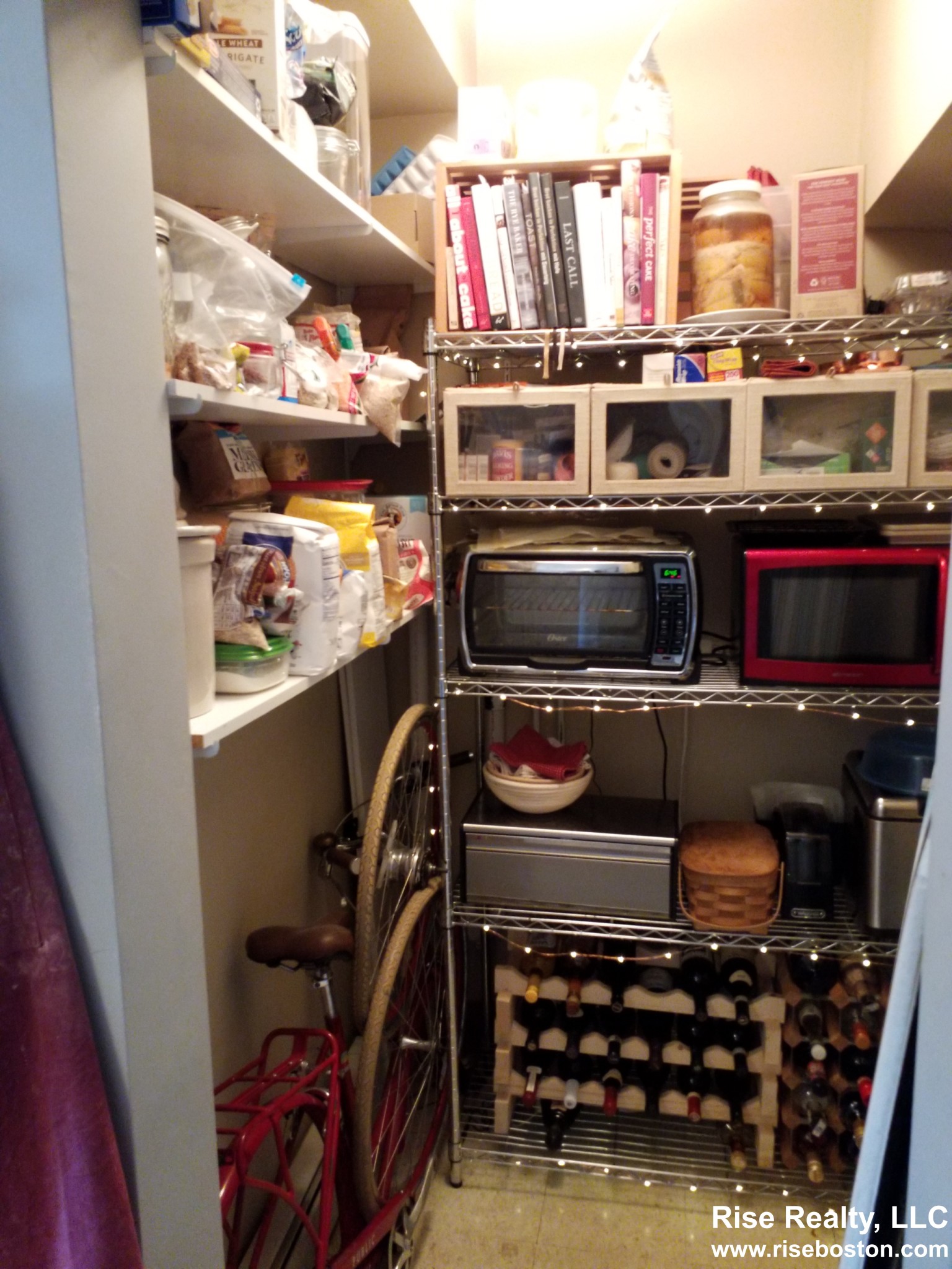 2 bed, 1 bath apartment for rent at 3 Dane St Unit 1, Somerville — photo 6 of 8