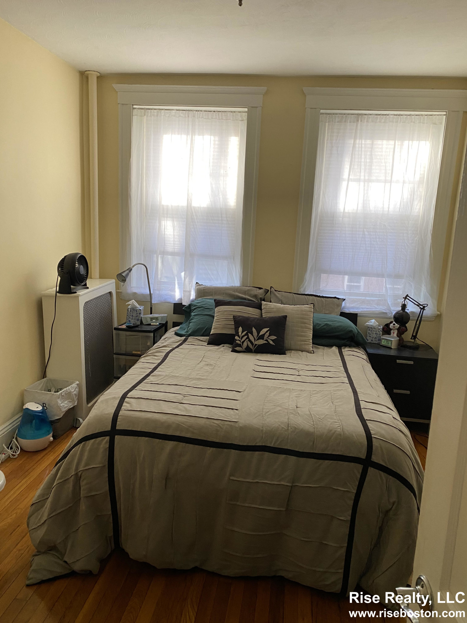 1 bed, 1 bath apartment for rent at 301 Allston St Unit 6, Brighton