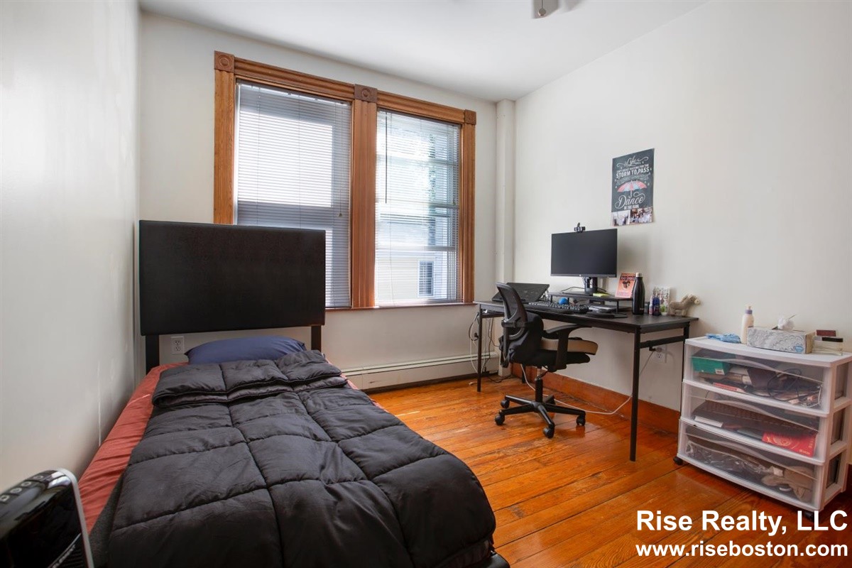 2 bed, 1 bath apartment for rent at 9 Magazine St Unit D2, Cambridge — photo 25 of 26