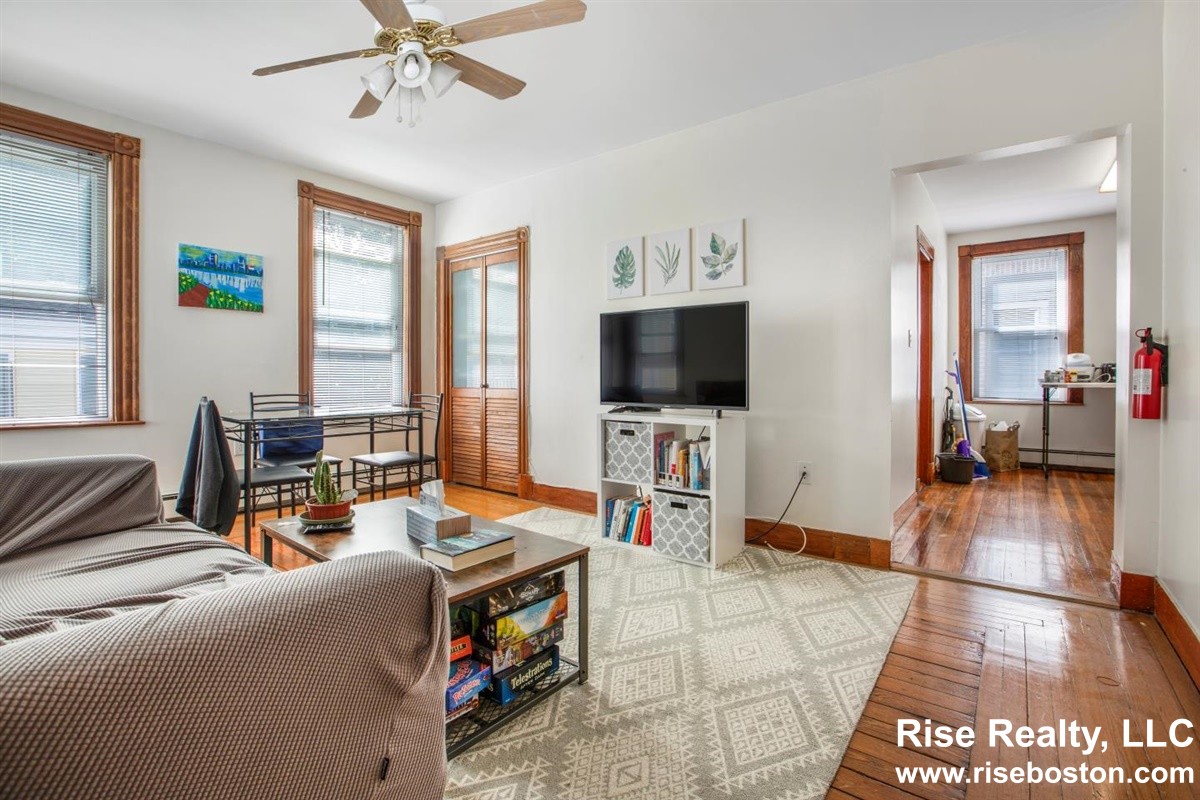 2 bed, 1 bath apartment for rent at 9 Magazine St Unit D2, Cambridge — photo 5 of 26