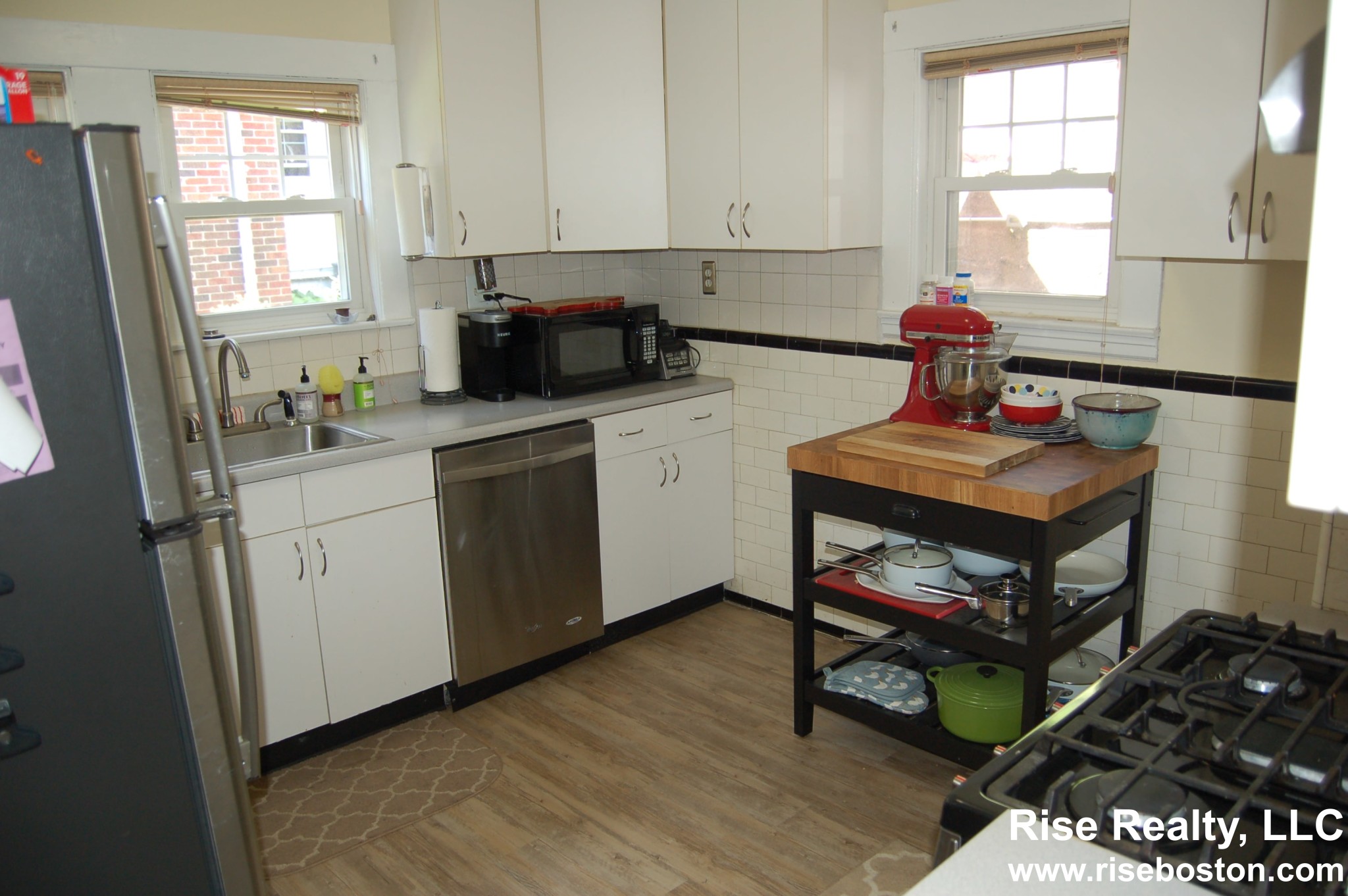 3 bed, 1 bath apartment for rent at 85 Westbourne, Brookline — photo 4 of 14