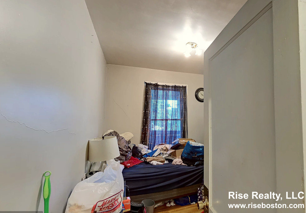 2572 Mass Ave, Cambridge