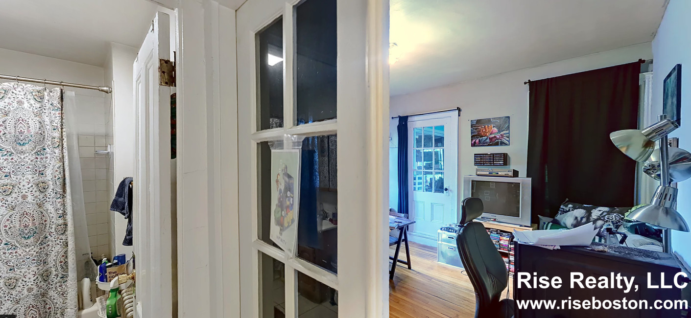 2572 Mass Ave, Cambridge