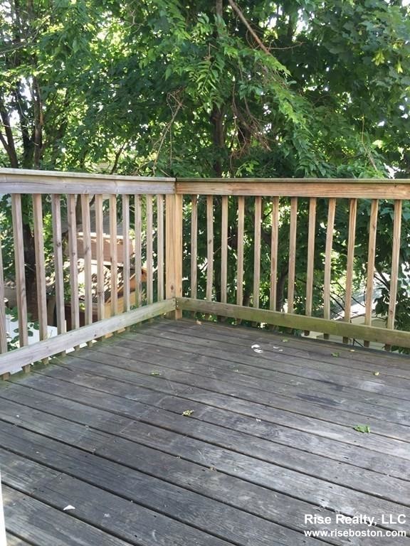4 bed, 2 bath apartment for rent at 4 Lorenzo Unit 2, Dorchester — photo 19 of 20