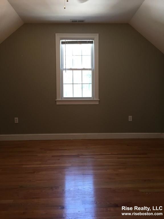 4 bed, 2 bath apartment for rent at 4 Lorenzo Unit 2, Dorchester — photo 5 of 20