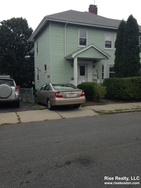 3 bed, 1 bath apartment for rent at 47 Claymoss Rd Unit 2, Brighton — photo 1 of 18