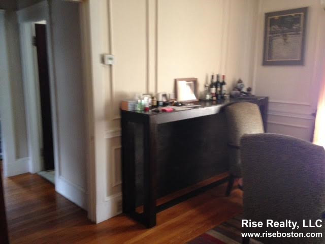 3 bed, 1 bath apartment for rent at 47 Claymoss Rd Unit 2, Brighton — photo 6 of 18