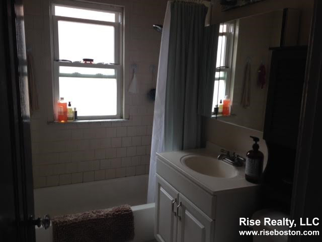 3 bed, 1 bath apartment for rent at 47 Claymoss Rd Unit 2, Brighton — photo 18 of 18
