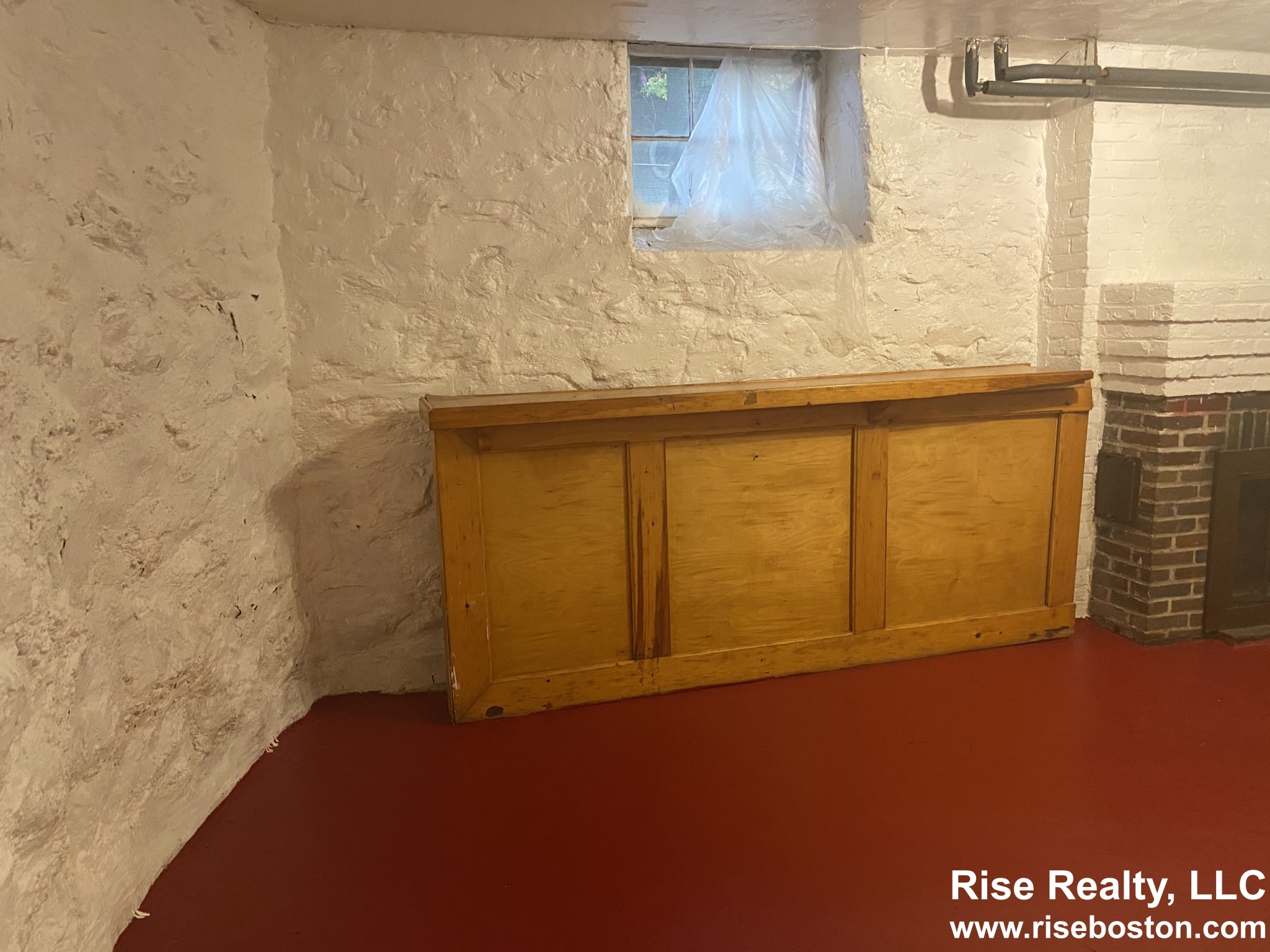 3 bed, 1 bath apartment for rent at 17 Kinross St Unit 1, Brighton — photo 19 of 21