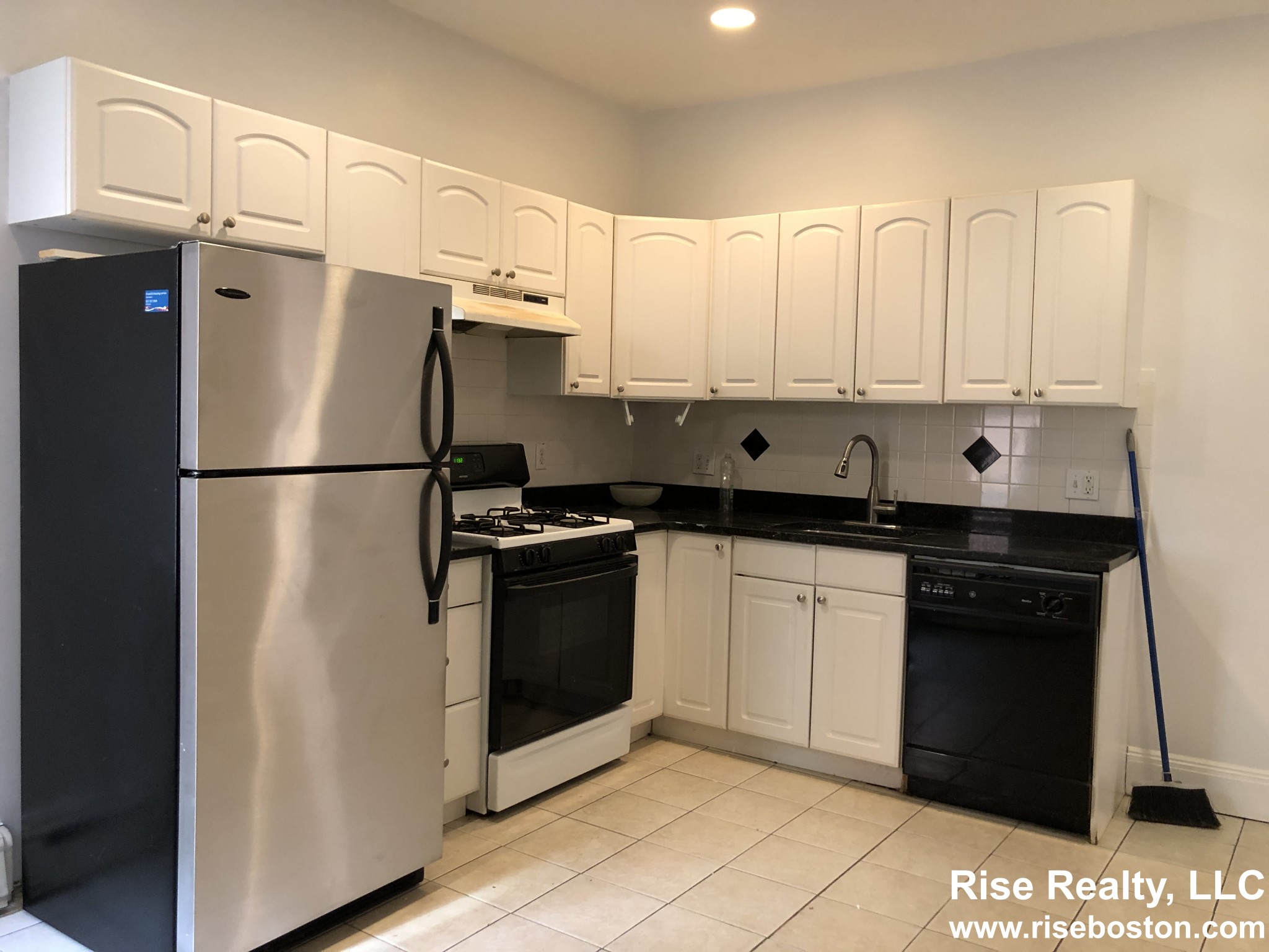 45 Orkney Rd, Brighton