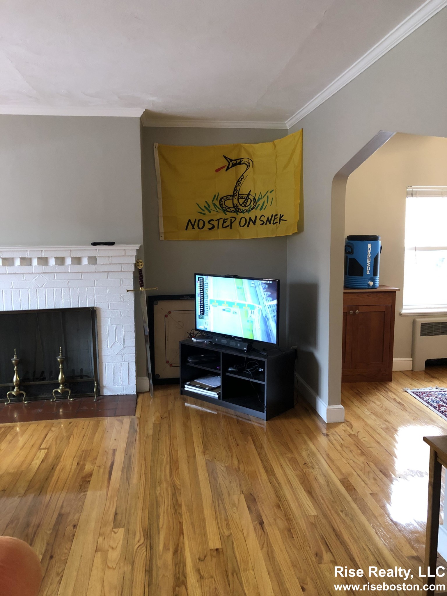 3 bed, 2 bath apartment for rent at 91 Undine Rd, Brighton — photo 4 of 26