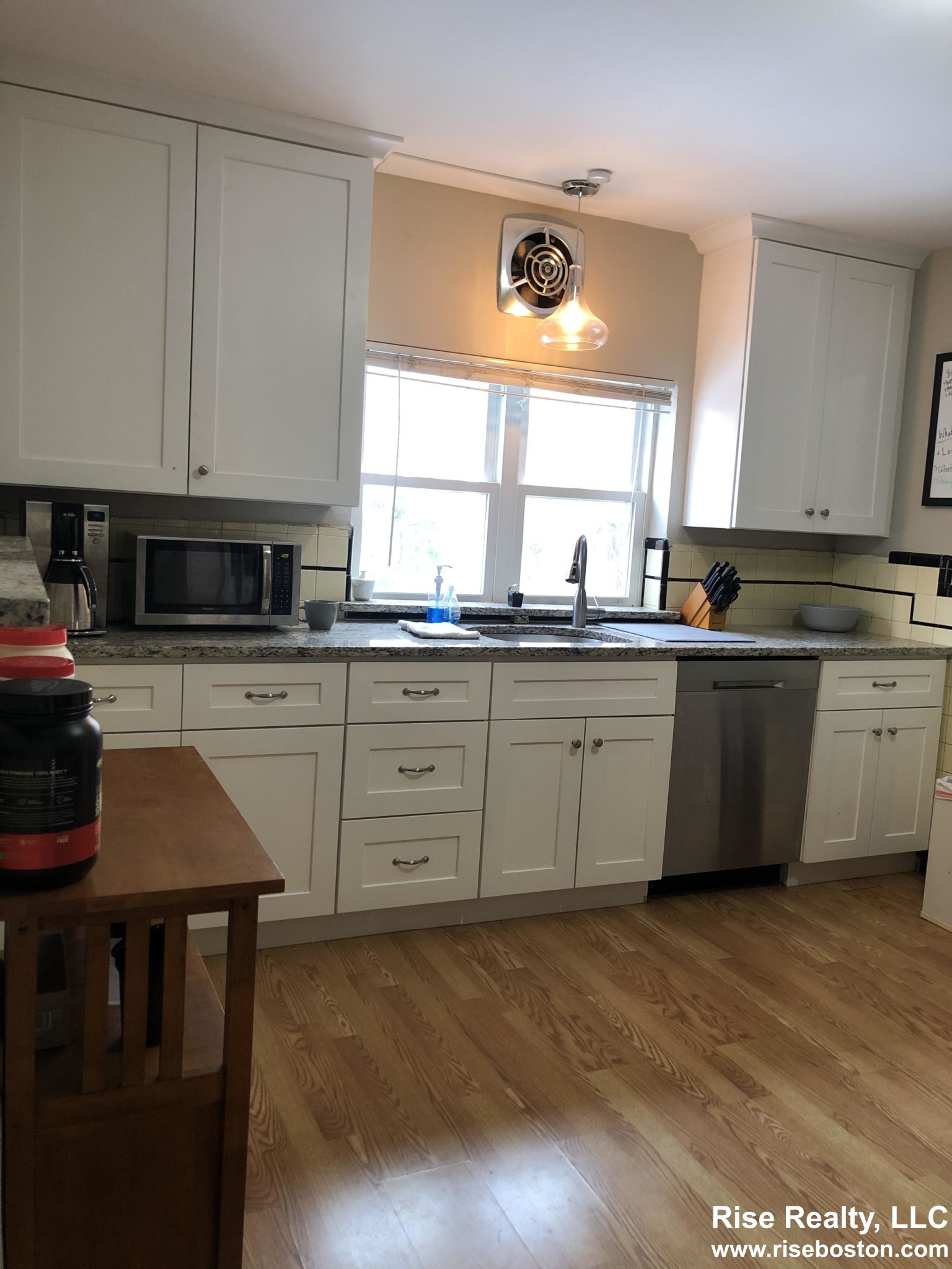 3 bed, 2 bath apartment for rent at 91 Undine Rd, Brighton — photo 10 of 26