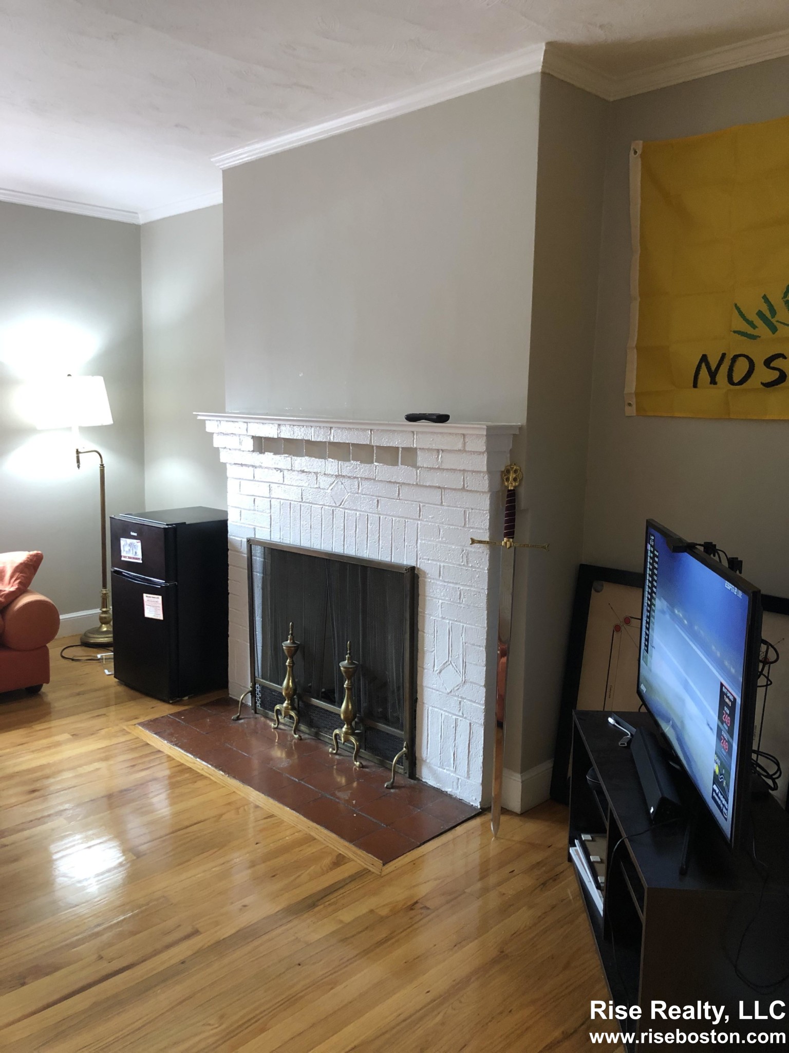 3 bed, 2 bath apartment for rent at 91 Undine Rd, Brighton — photo 3 of 26