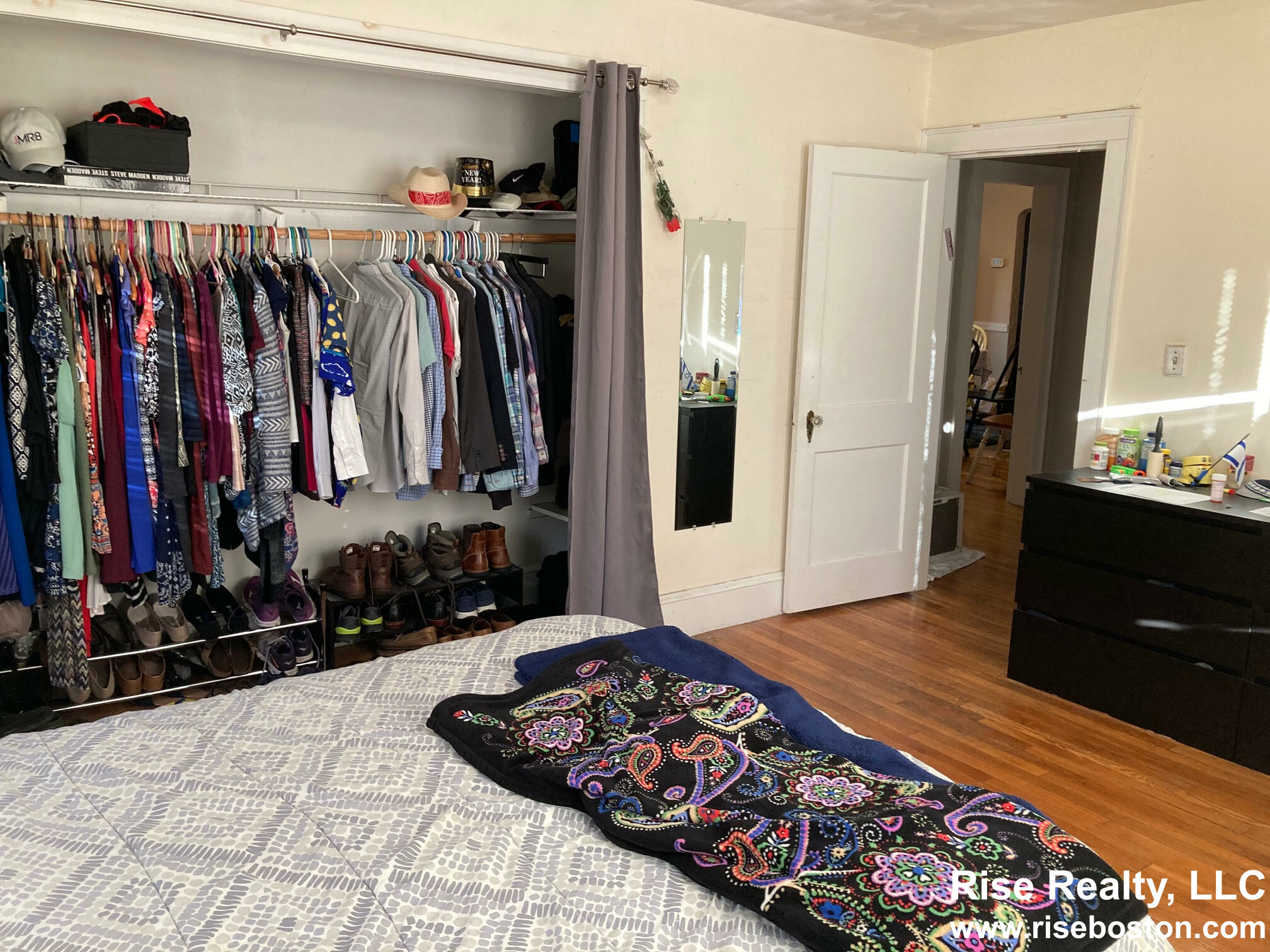 2 bed, 1 bath apartment for rent at 86 Kenrick St, Brighton — photo 2 of 9