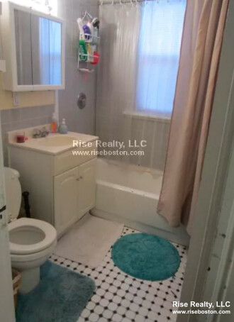 4 bed, 1 bath apartment for rent at 12 Bucknam St Unit 2, Mission Hill — photo 4 of 5