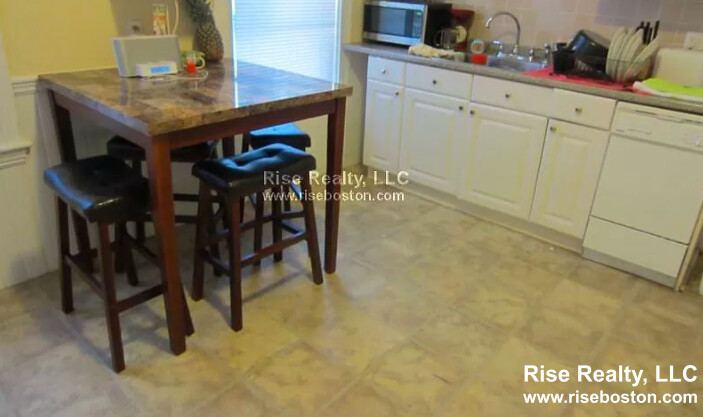 4 bed, 1 bath apartment for rent at 12 Bucknam St Unit 2, Mission Hill — photo 3 of 5
