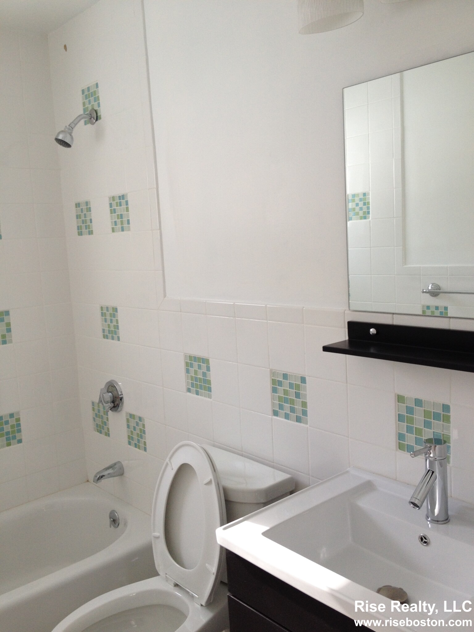 15 Kirkwood Rd, Brighton