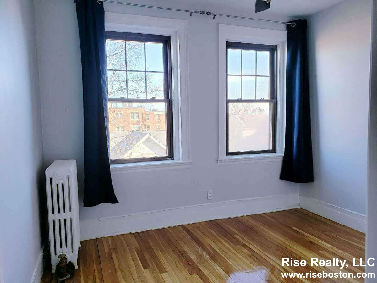 249 Chestnut Hill Ave, Brighton