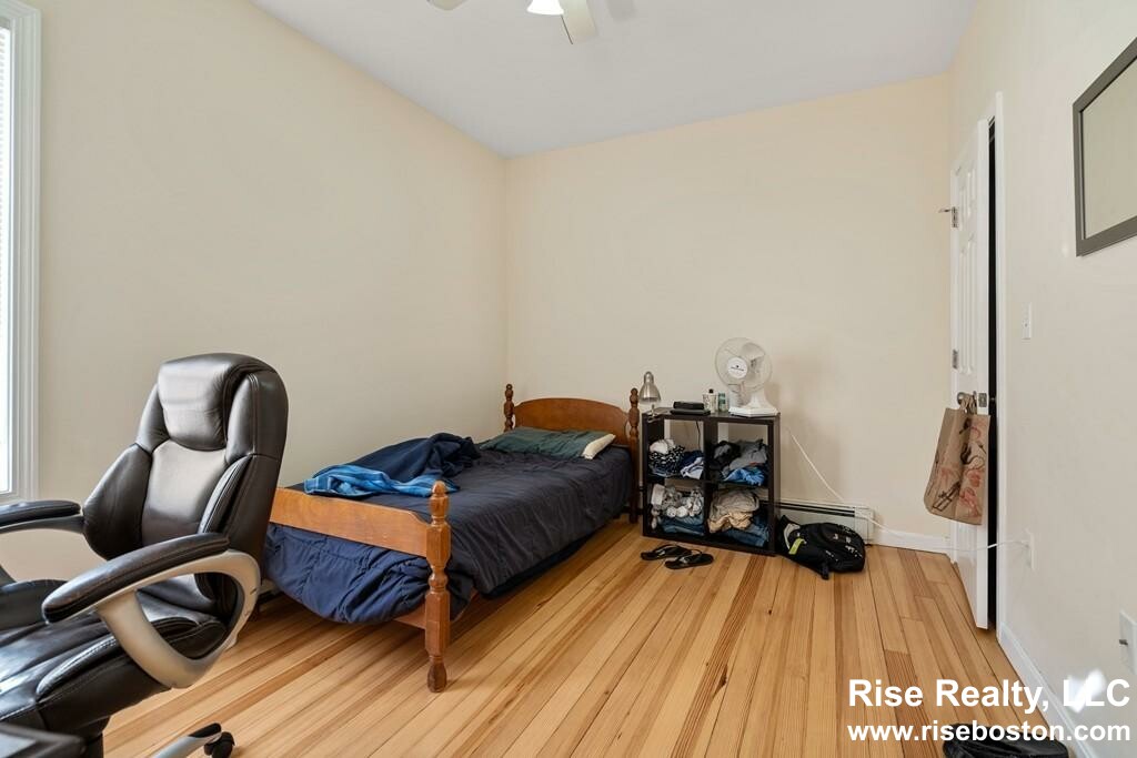 3 bed, 1 bath apartment for rent at 55 Easton Unit 2, Allston — photo 7 of 16