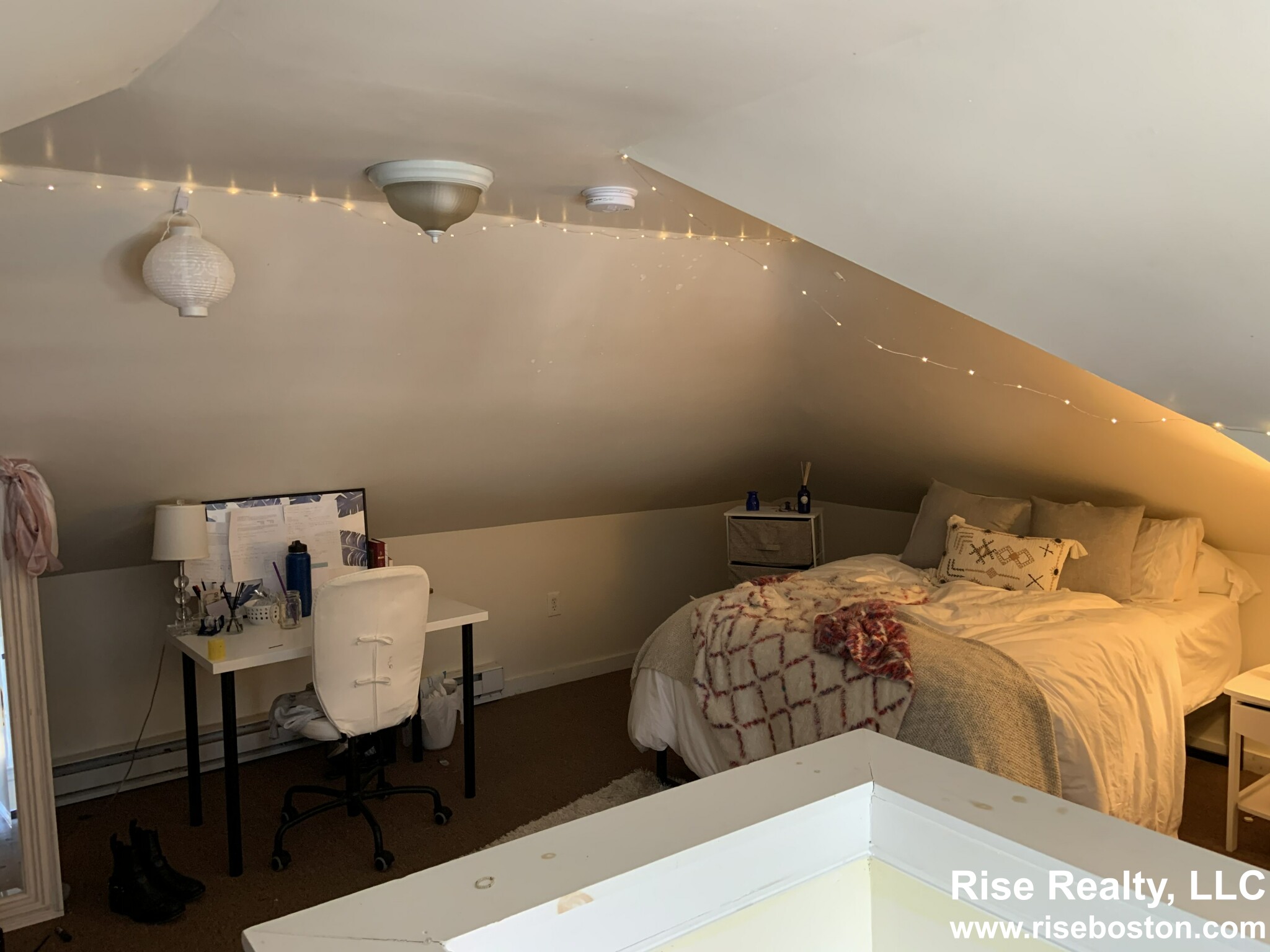 6 bed, 2.5 bath apartment for rent at 21 Gerald Rd Unit House, Brighton — photo 12 of 15