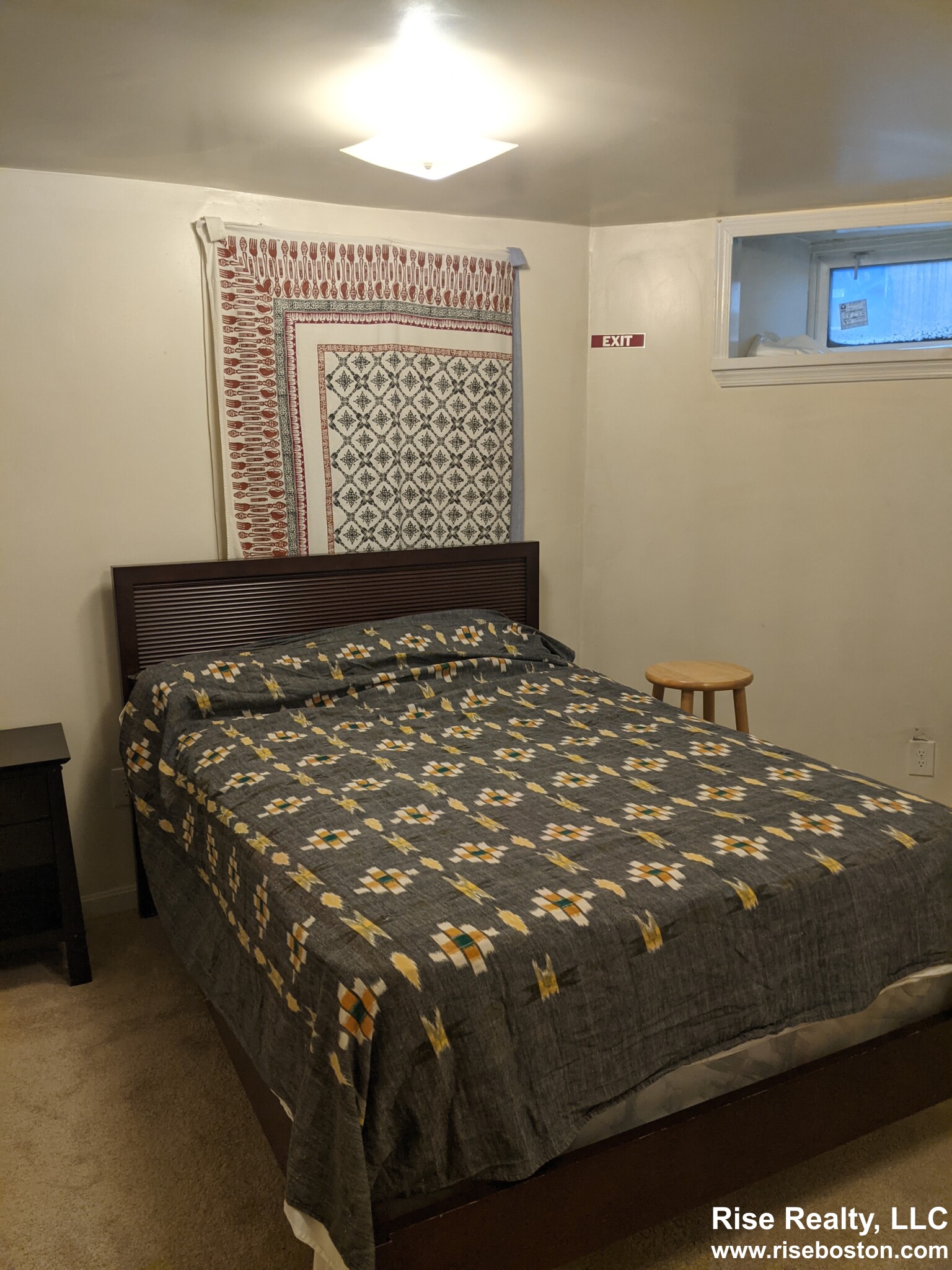 3 bed, 1 bath apartment for rent at 92 Thorndike St Unit B, Coolidge Corner — photo 1 of 15