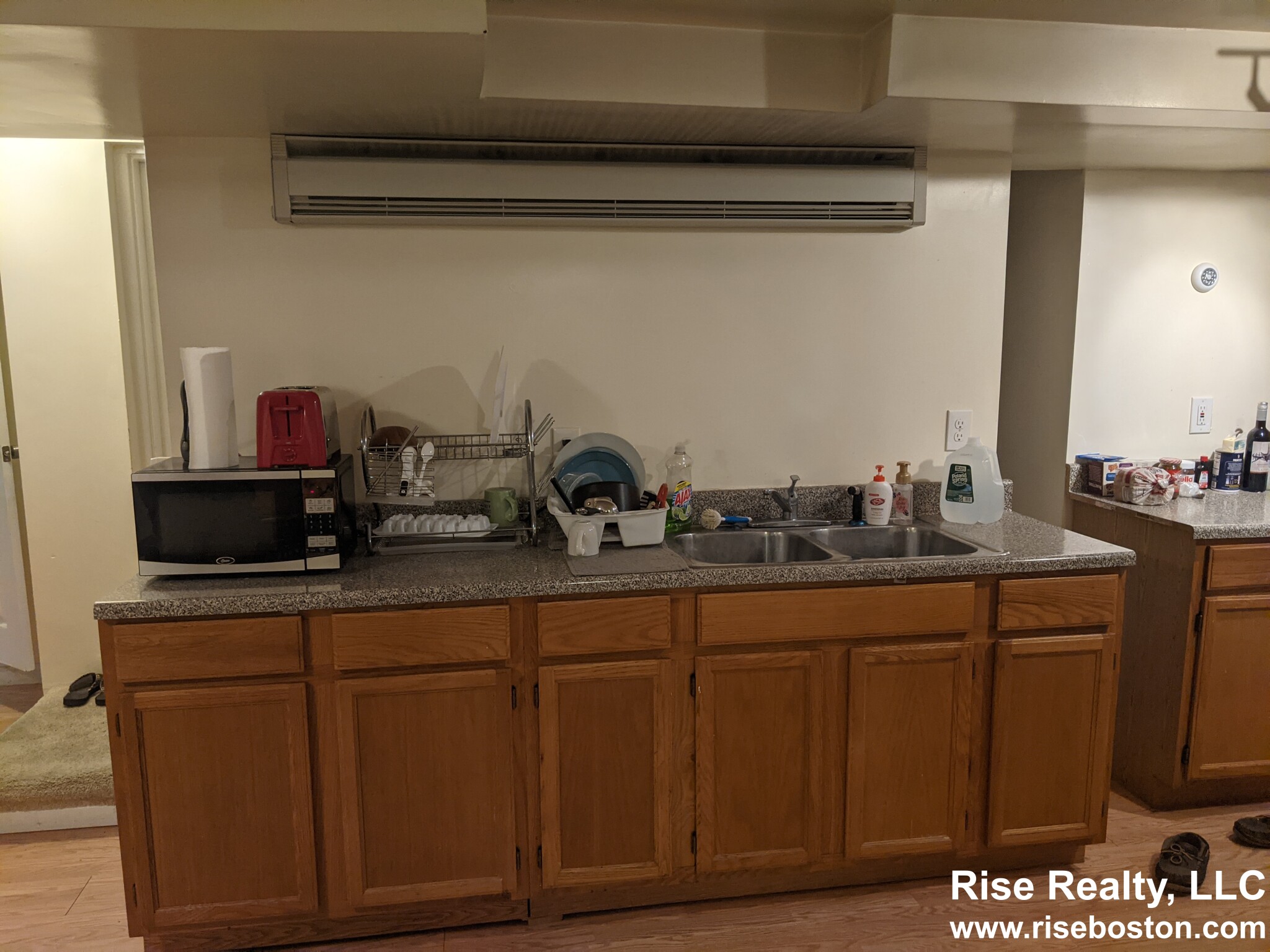 3 bed, 1 bath apartment for rent at 92 Thorndike St Unit B, Coolidge Corner — photo 9 of 15