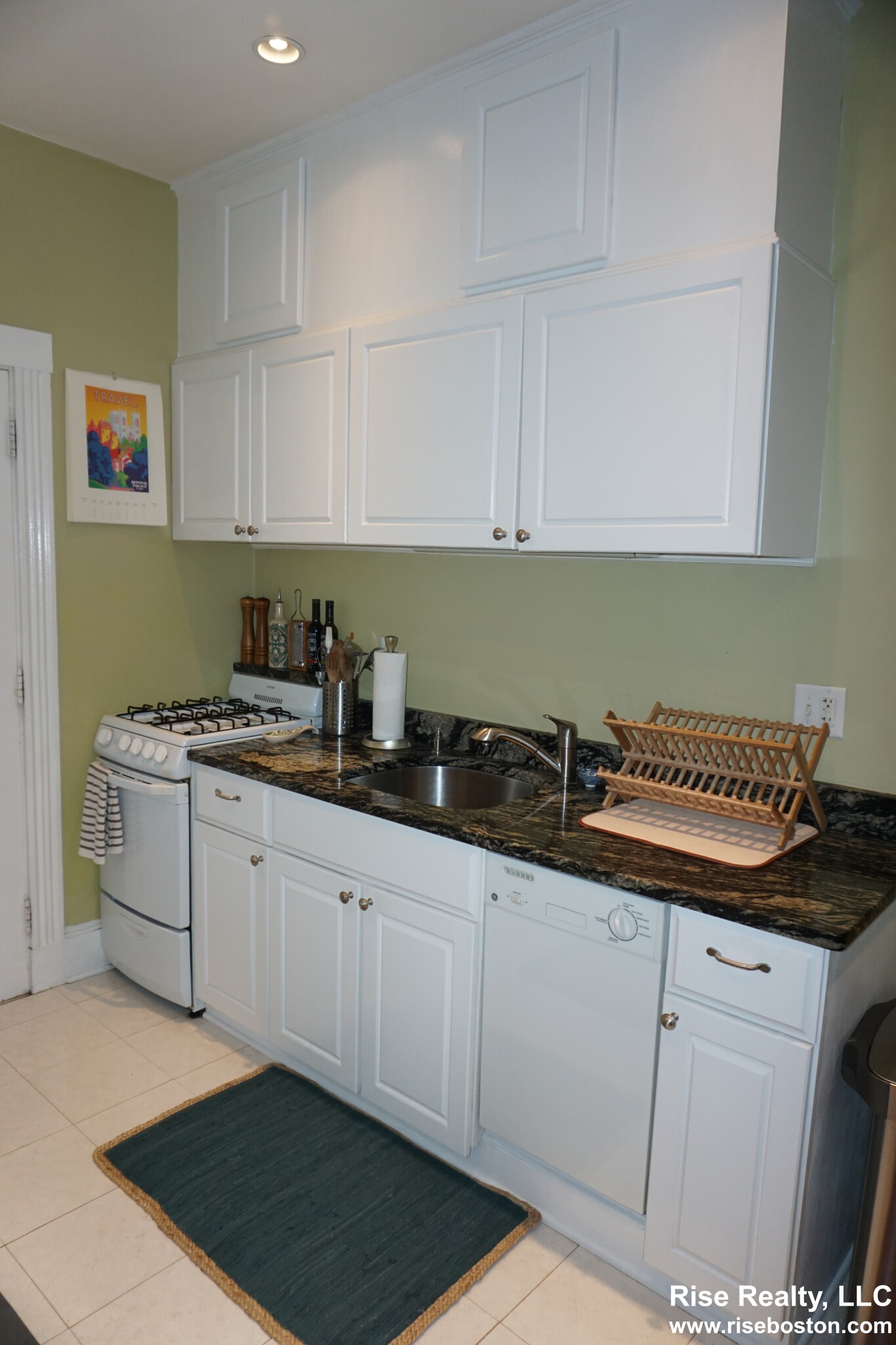 1 bed, 1 bath apartment for rent at 109 Winchester Unit 6, Brookline — photo 5 of 19