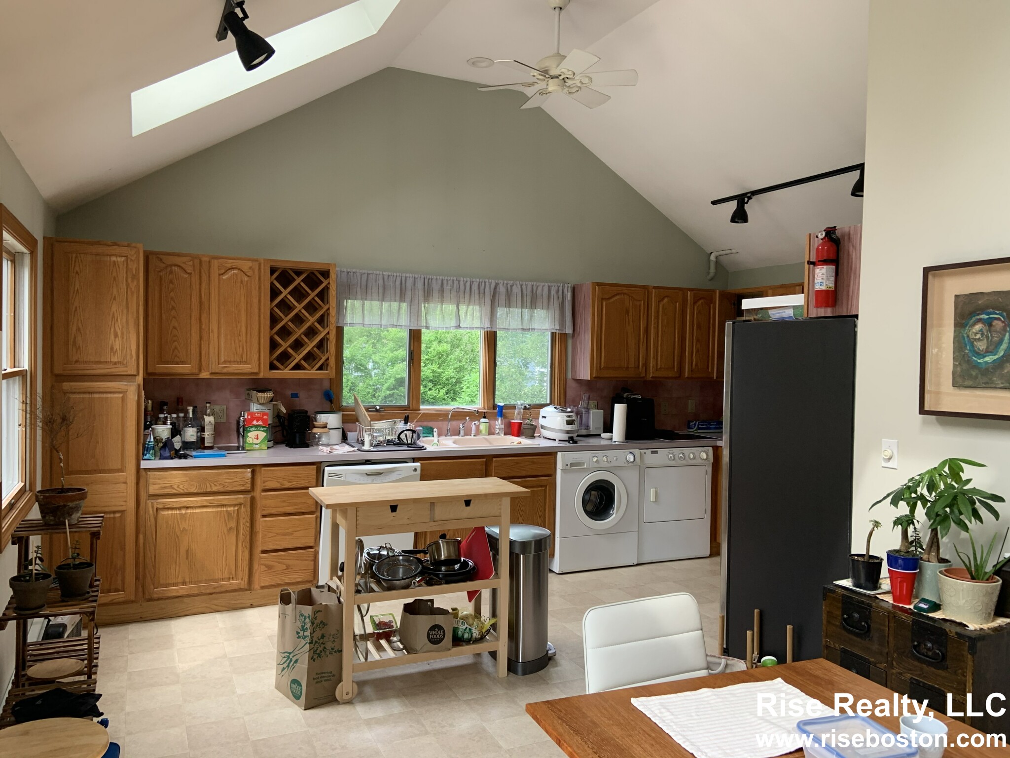 2 bed, 2 bath apartment for rent at 263 North Harvard St Unit Rear, Allston — photo 9 of 18