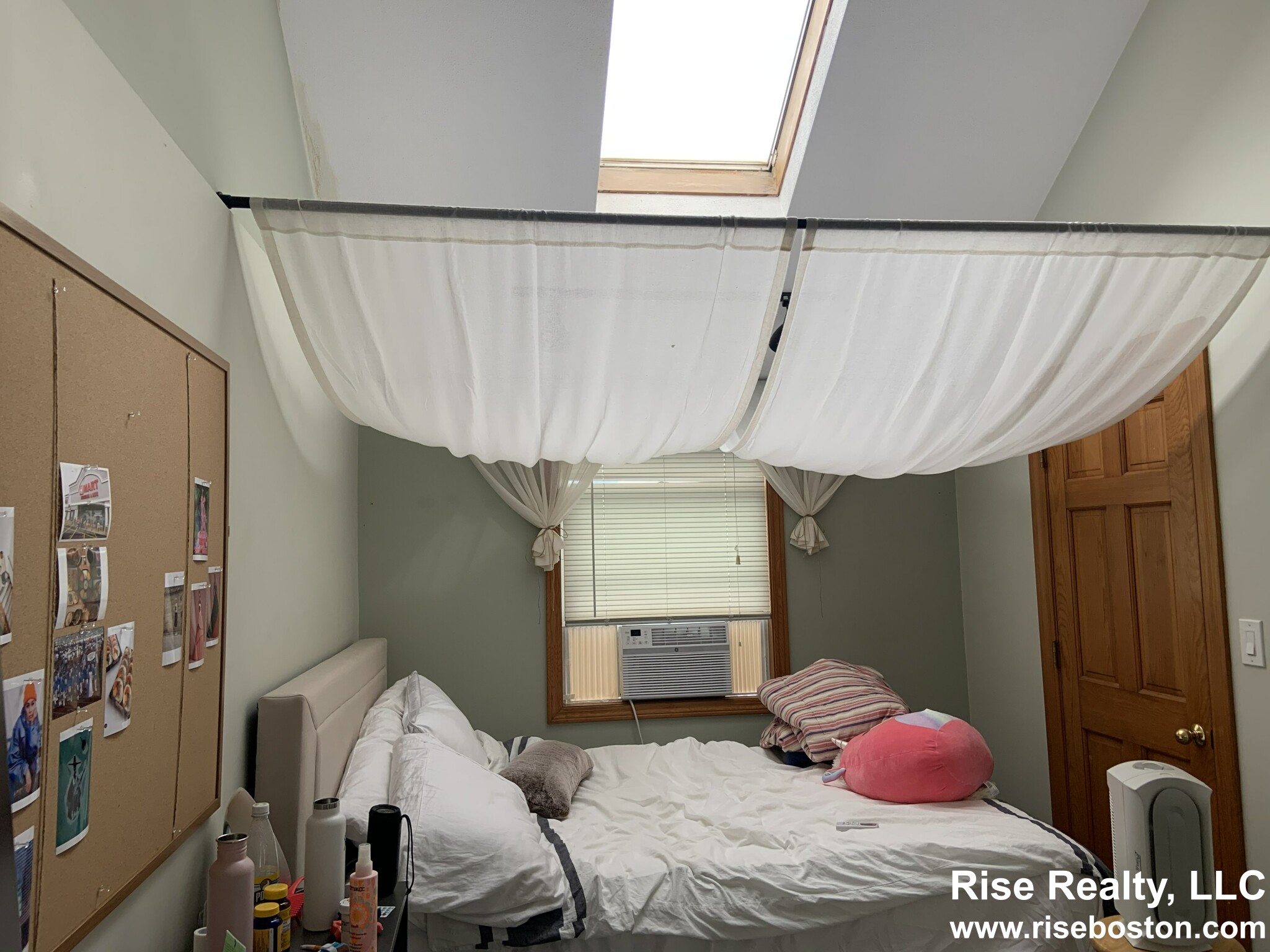 2 bed, 2 bath apartment for rent at 263 North Harvard St Unit Rear, Allston — photo 2 of 18