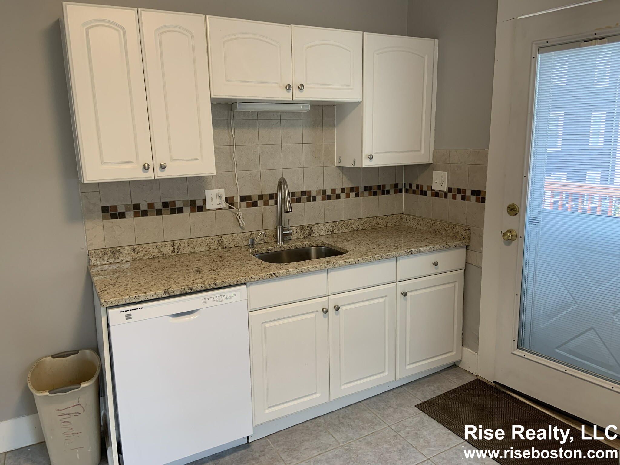 3 bed, 1 bath apartment for rent at 18 Raymond Unit 2, Allston — photo 3 of 10
