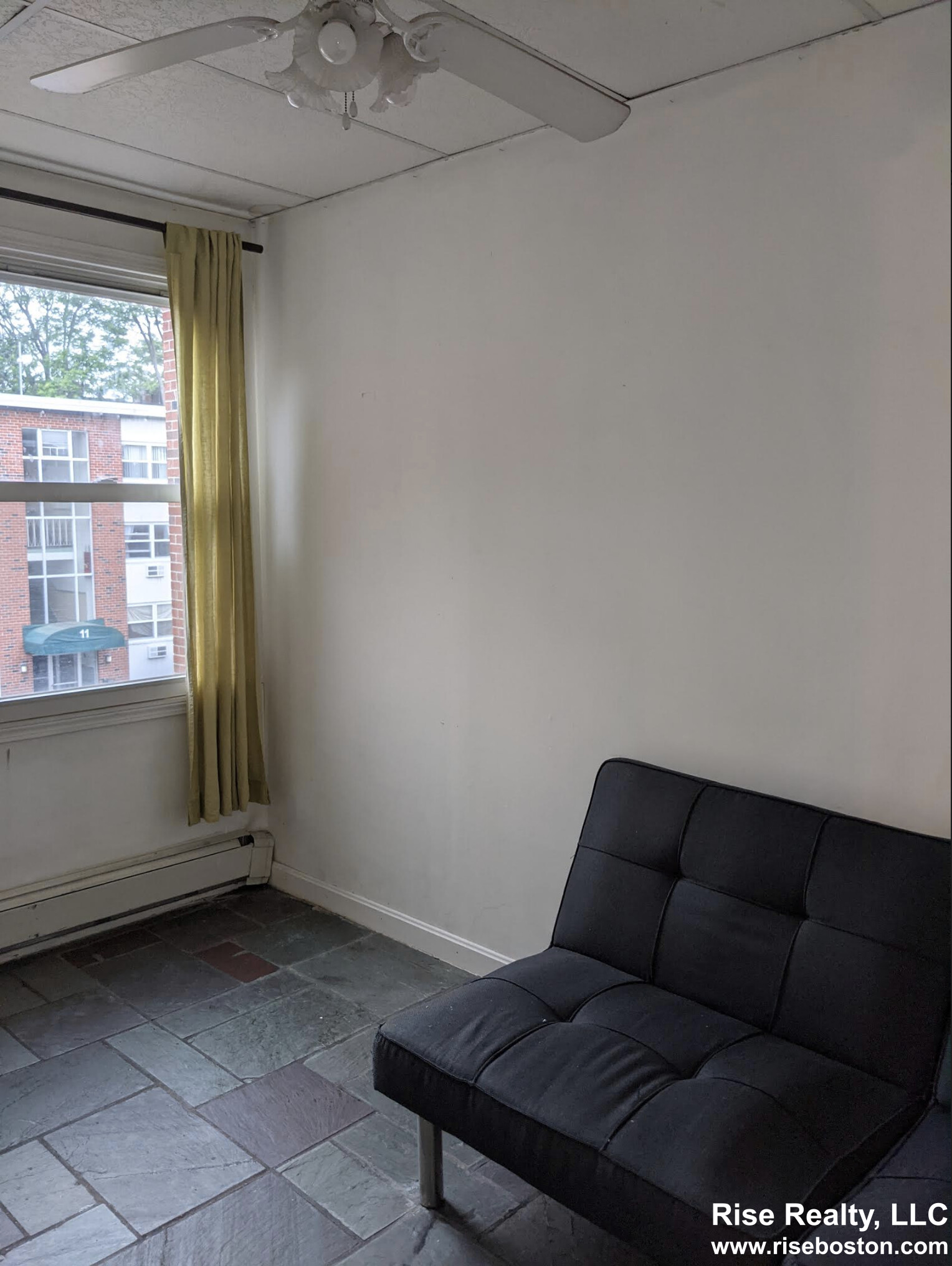 1.5 bed, 1 bath apartment for rent at 14 Commonwealth Ct Unit 13, Brighton — photo 10 of 14