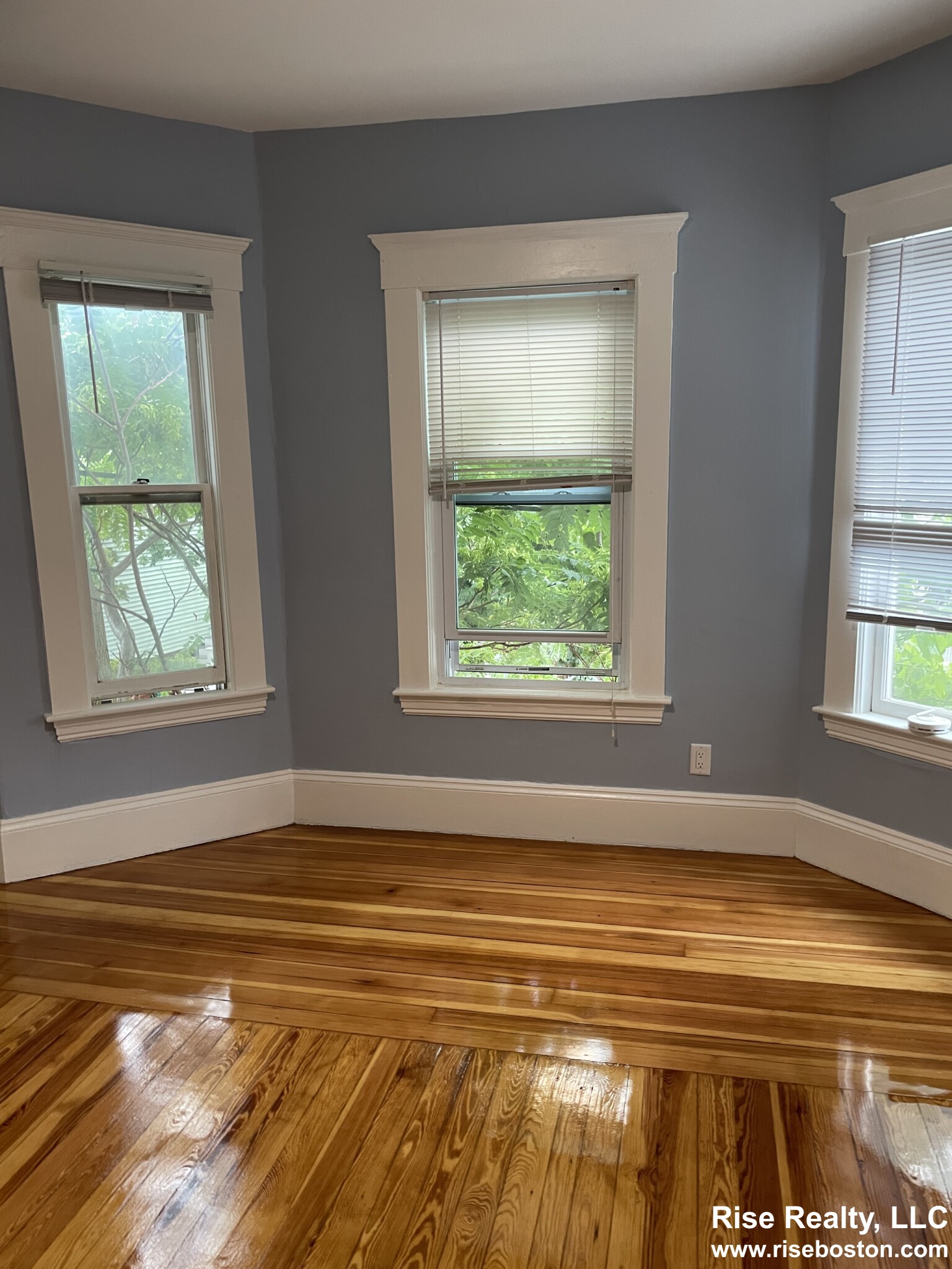 4 bed, 2 bath apartment for rent at 9 Reed St Unit 3, Cambridge — photo 10 of 19