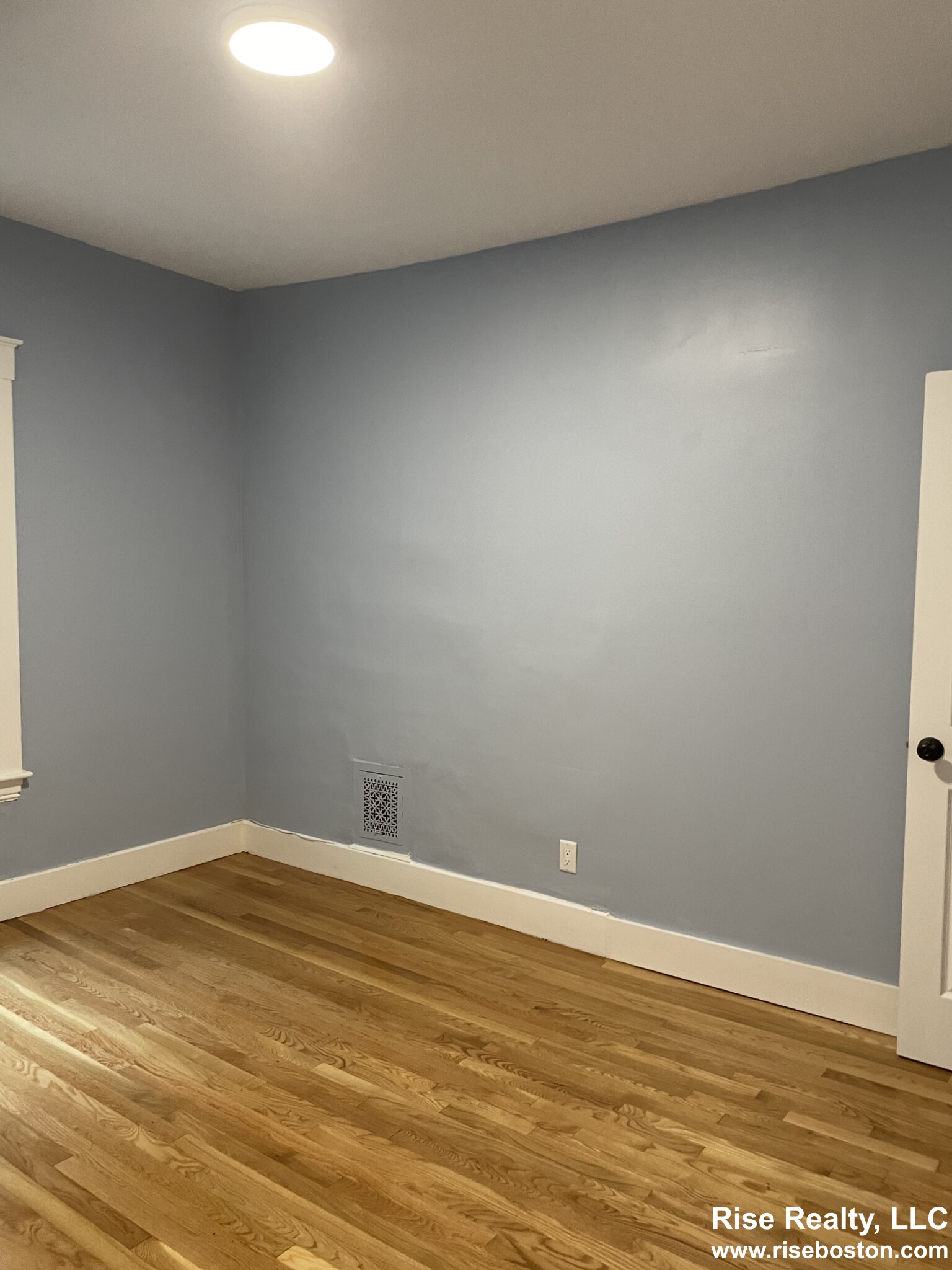 4 bed, 2 bath apartment for rent at 9 Reed St Unit 3, Cambridge — photo 16 of 19