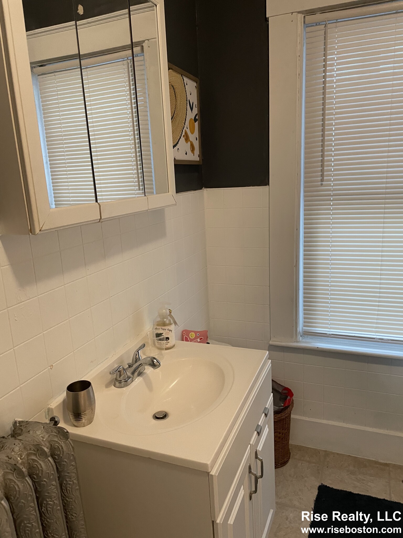 1 bed, 1 bath apartment for rent at 7 Reed St Unit 1, Mid Cambridge — photo 8 of 11
