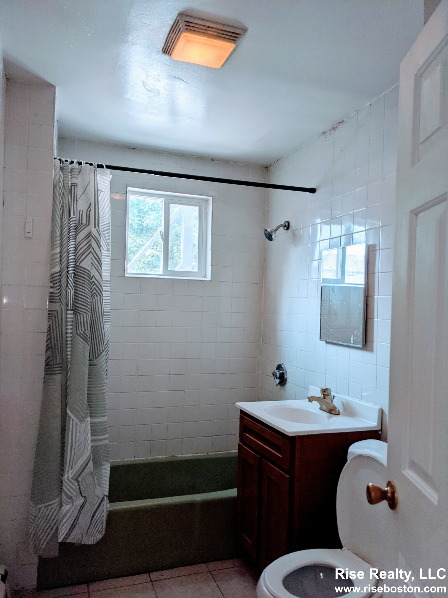 3 bed, 1 bath apartment for rent at 90 Empire St Unit 1, Allston — photo 10 of 11