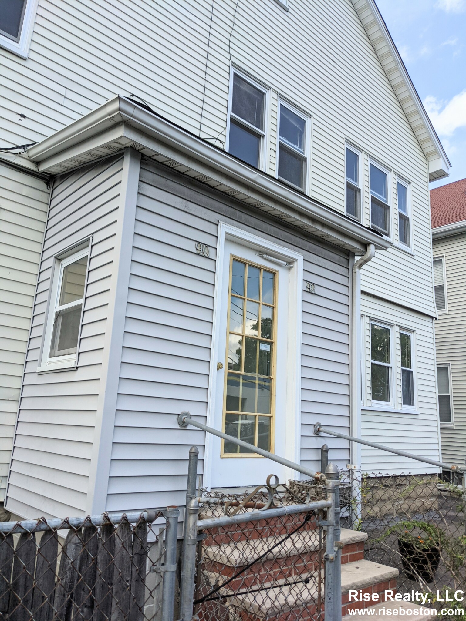3 bed, 1 bath apartment for rent at 90 Empire St Unit 1, Allston — photo 11 of 11