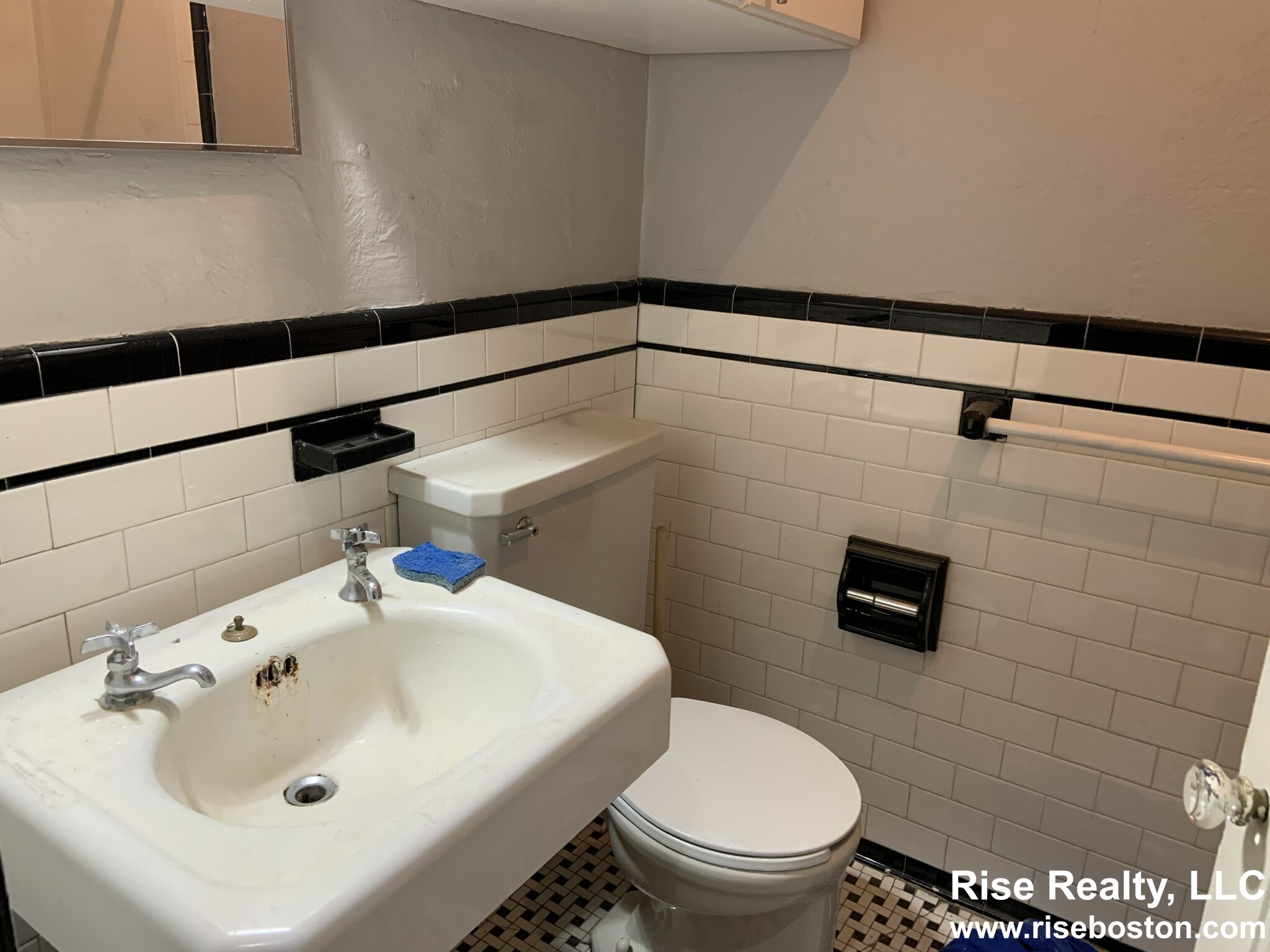 1 bed, 1 bath apartment for rent at 235 Commonwealth Unit 7, Back Bay — photo 7 of 10