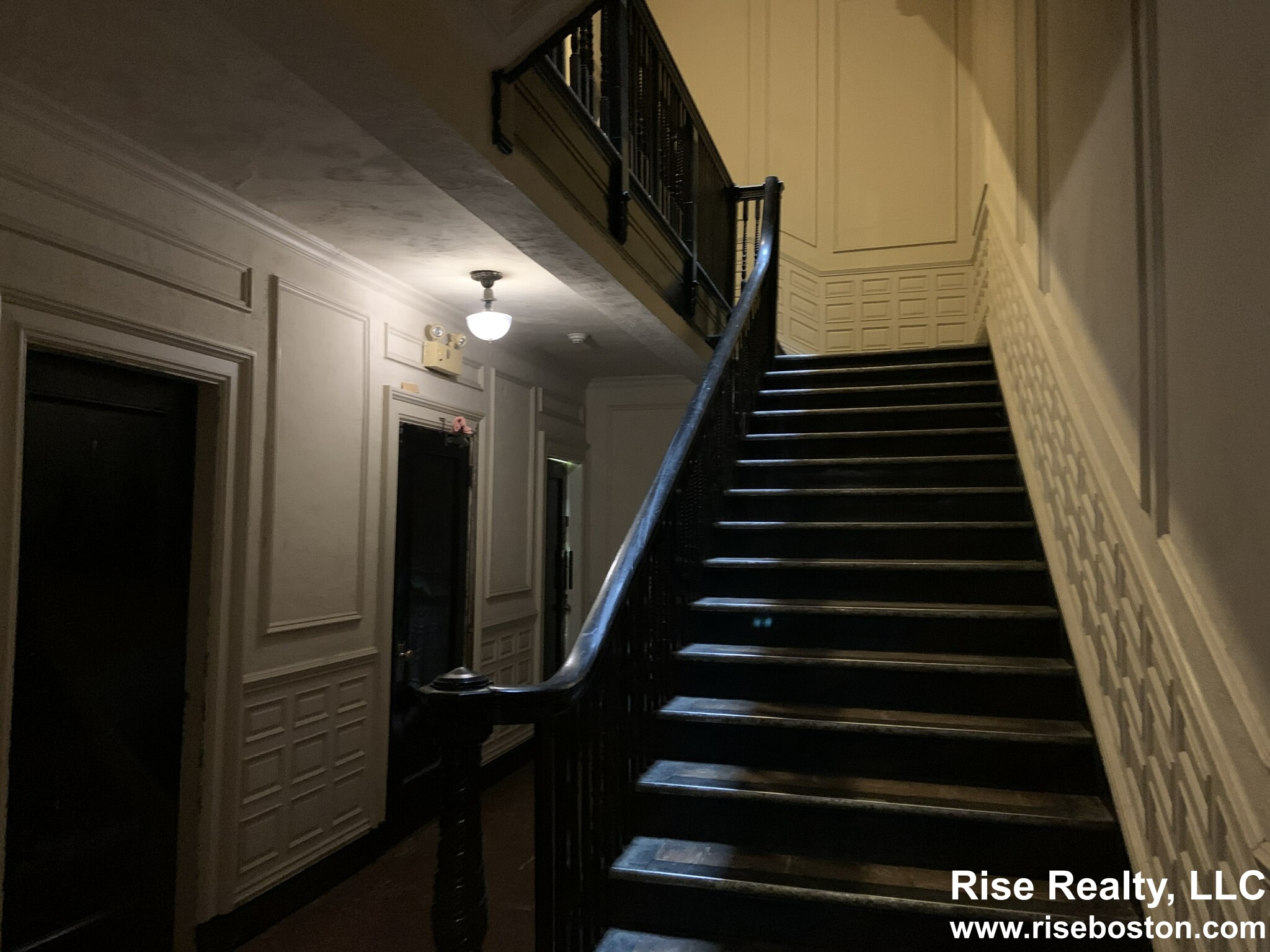 1 bed, 1 bath apartment for rent at 235 Commonwealth Unit 7, Back Bay — photo 5 of 10