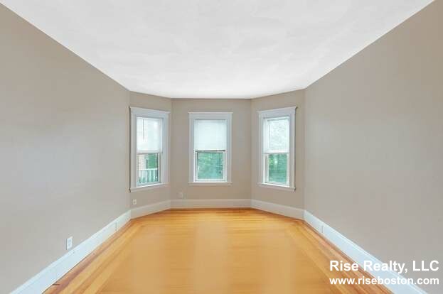 3 bed, 1 bath apartment for rent at 15 Tremont St Unit A, Cambridge — photo 2 of 8