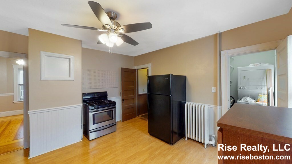 3 bed, 1 bath apartment for rent at 15 Tremont St Unit A, Cambridge — photo 5 of 8